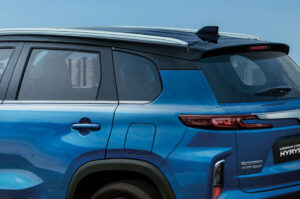 Toyota Hyryder Signature Edition rear view with Signature badging and dual-tone finish